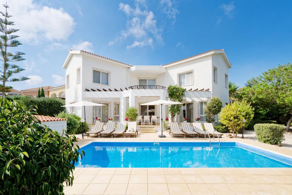 Villa Margarita Coral Bay Exterior photo